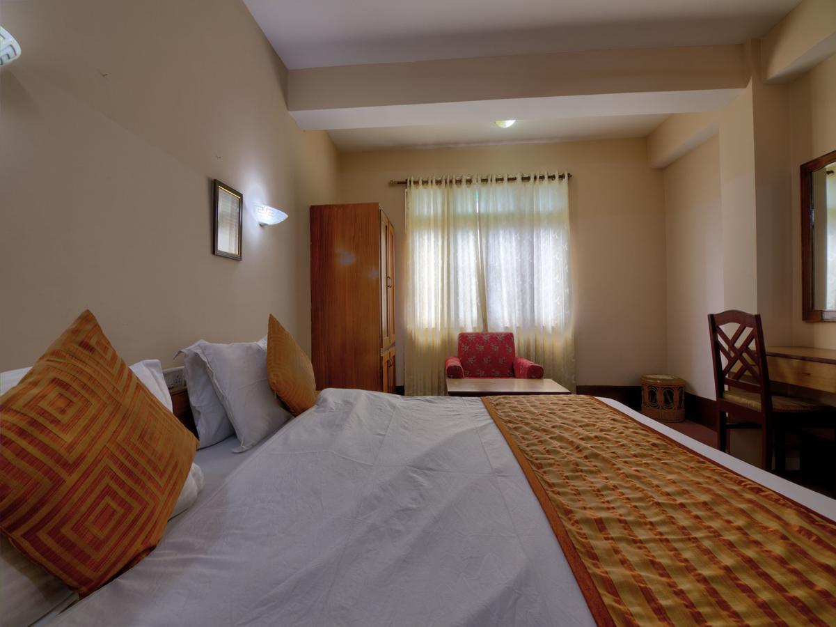 סיליגורי Oyo 13521 Sudhriti Hotel מראה חיצוני תמונה