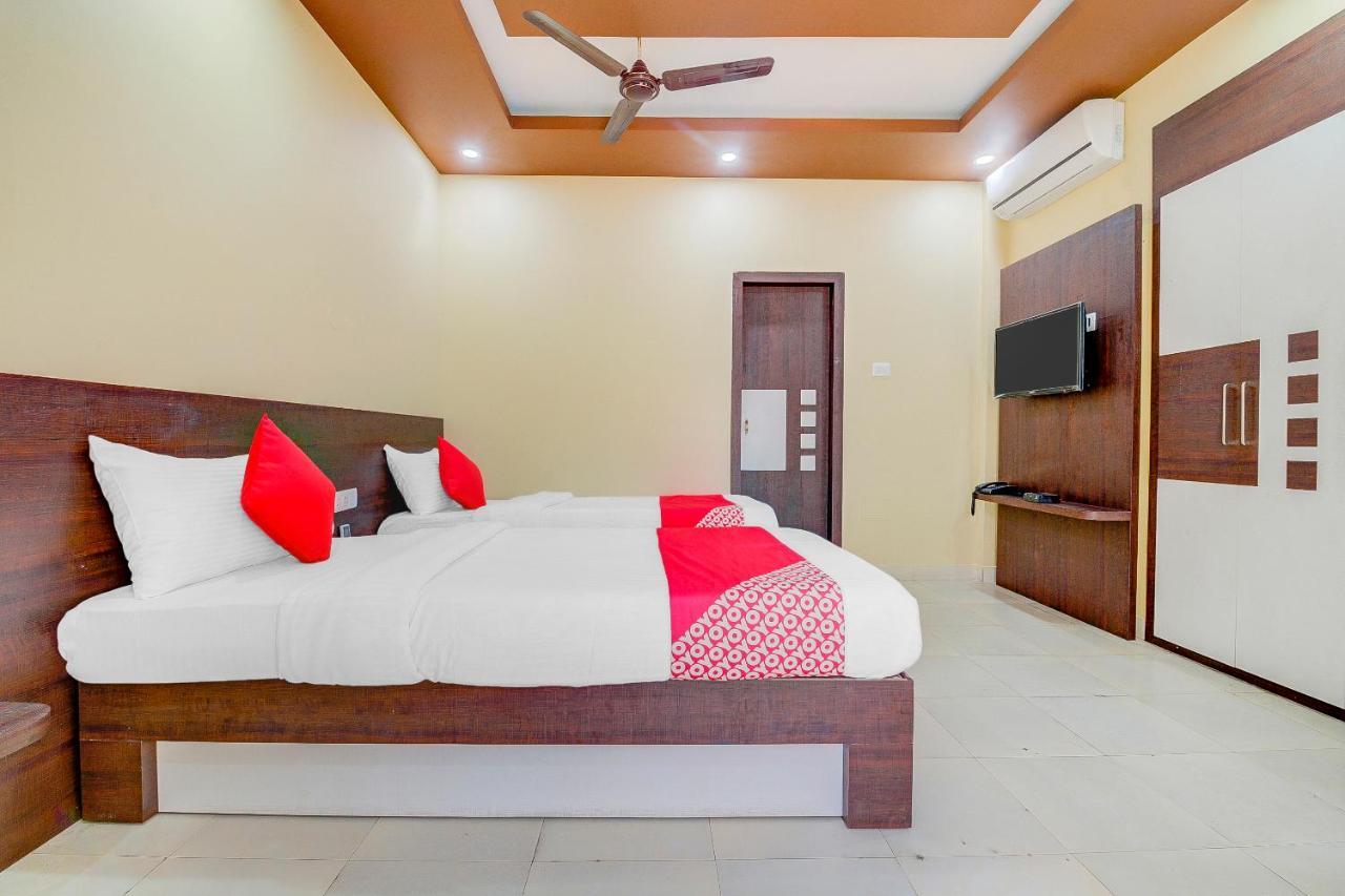 סיליגורי Oyo 13521 Sudhriti Hotel מראה חיצוני תמונה